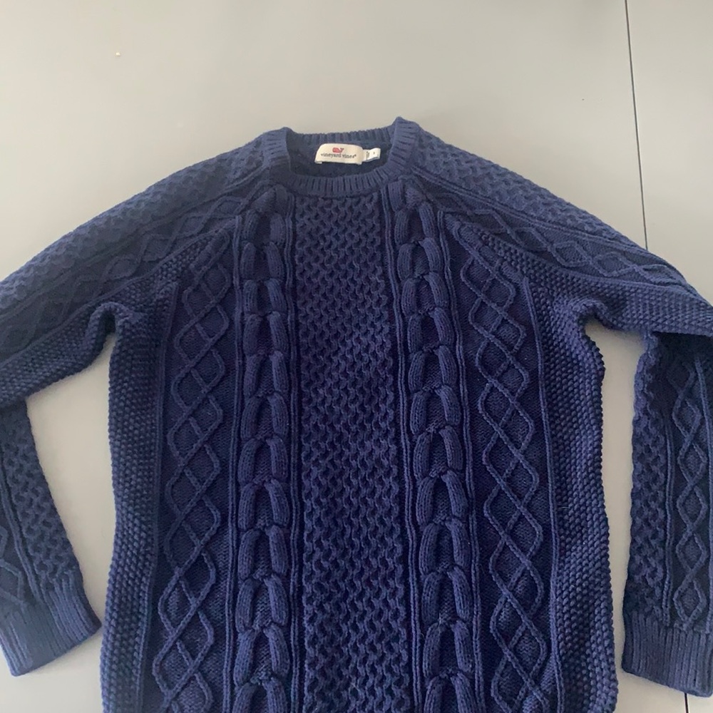Vineyard Vines sweater